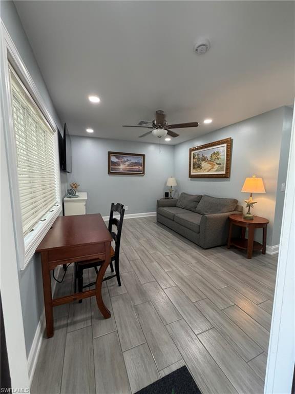27633 -635 Imperial Shores Blvd Property Photo 25
