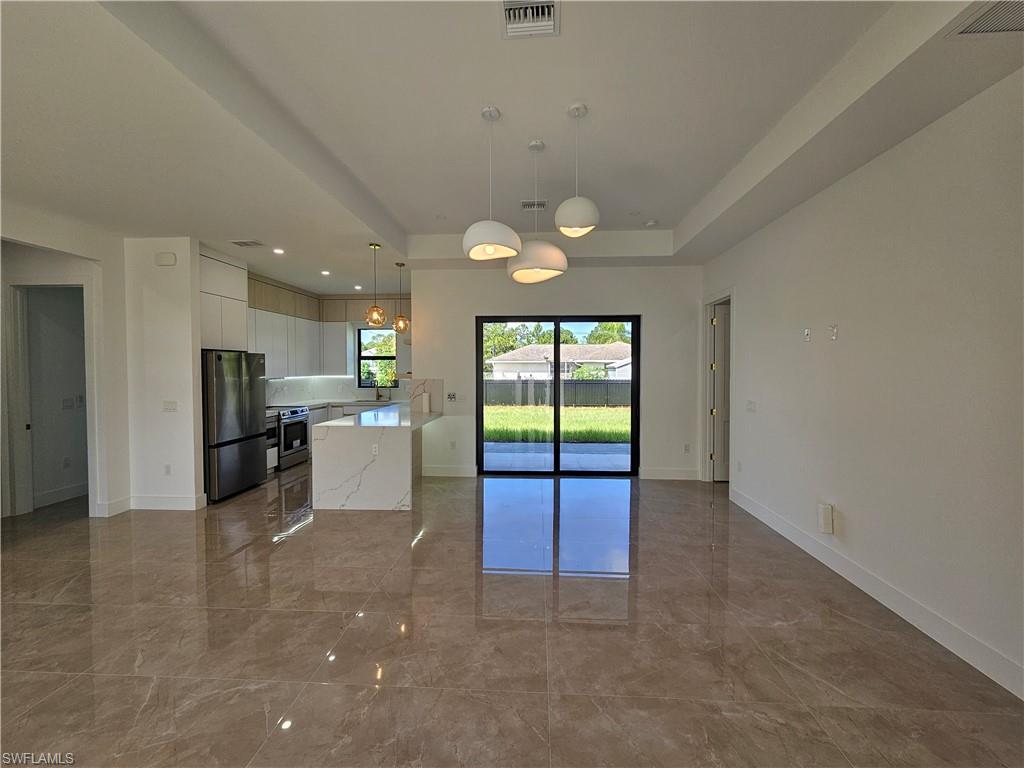 1211 Mckinley Ave Property Photo 5
