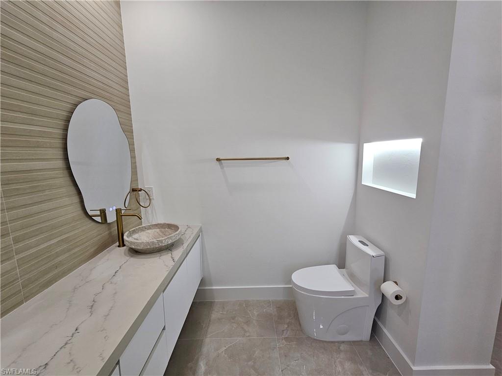1211 Mckinley Ave Property Photo 24