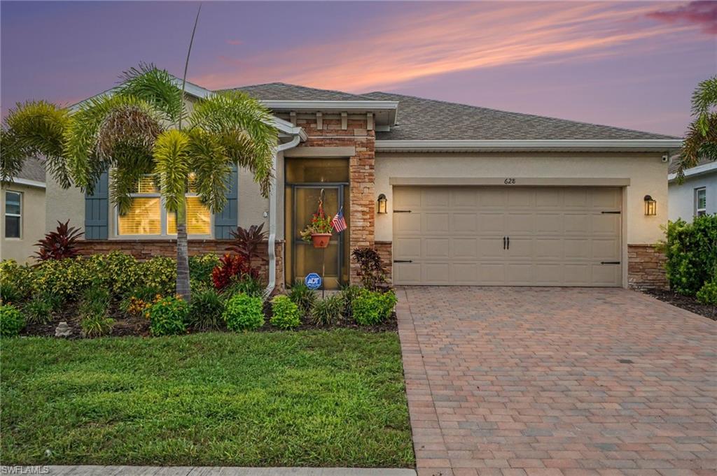 628 Parkshore Lake Ave Property Photo 1