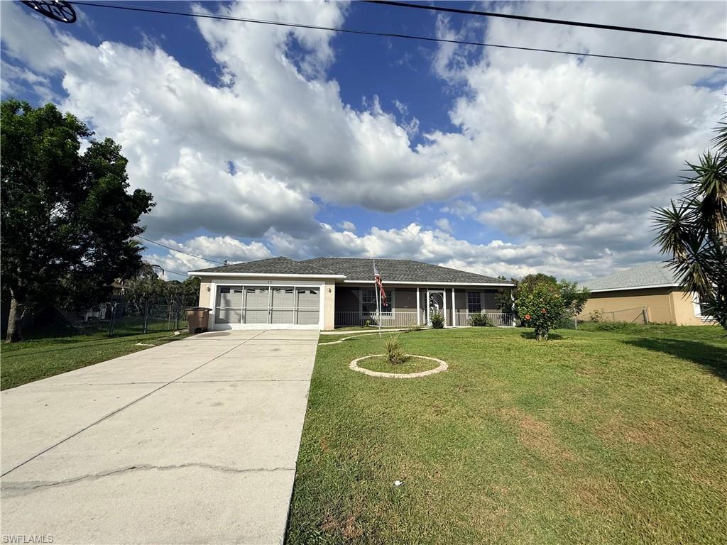 671 Dauphine Ave S Property Photo 1