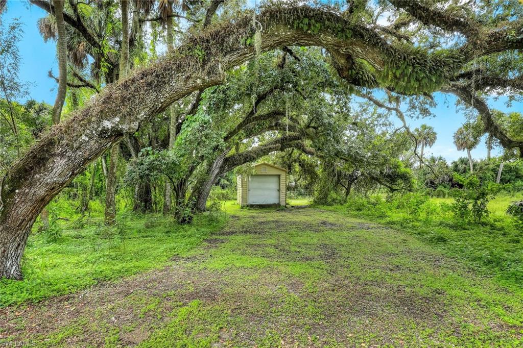 21211 Palm Beach Blvd Property Photo 7