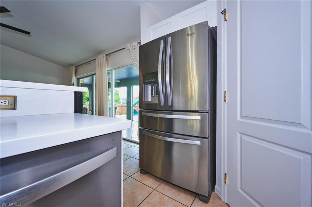 2407 Claude Ave N Property Photo 10