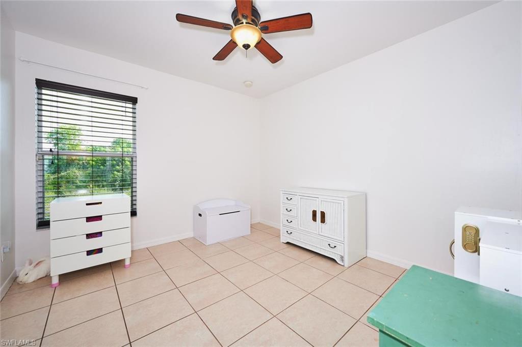 2407 Claude Ave N Property Photo 21