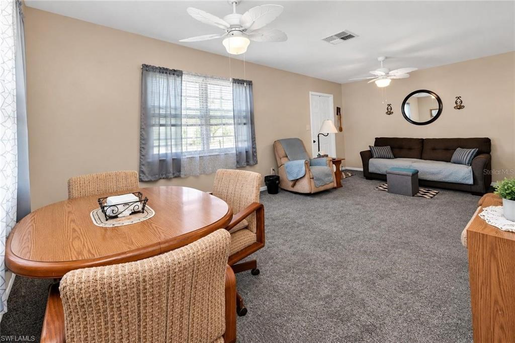 30 Desert Candle Cir Property Photo 5