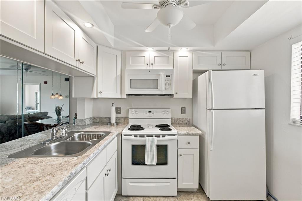 22676 Island Pines Way 148 Property Photo 5