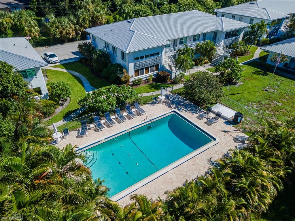 431 Van Buren St B8 Property Photo 33