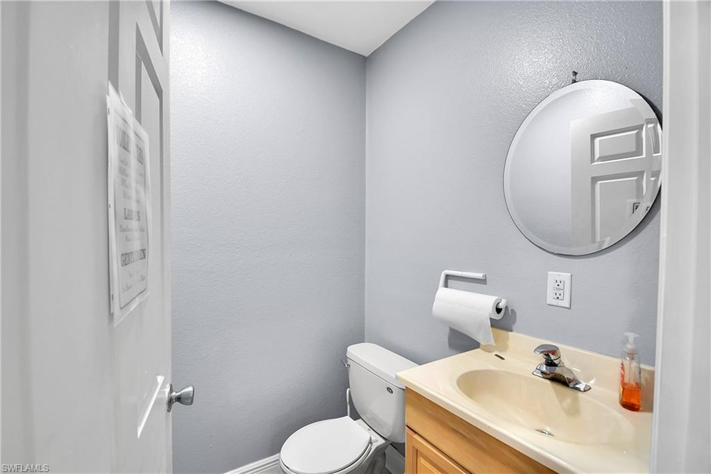 12165 Metro Pkwy 1-4 Property Photo 5