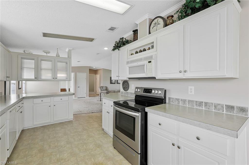 5318 Fiddleleaf Dr Property Photo 11