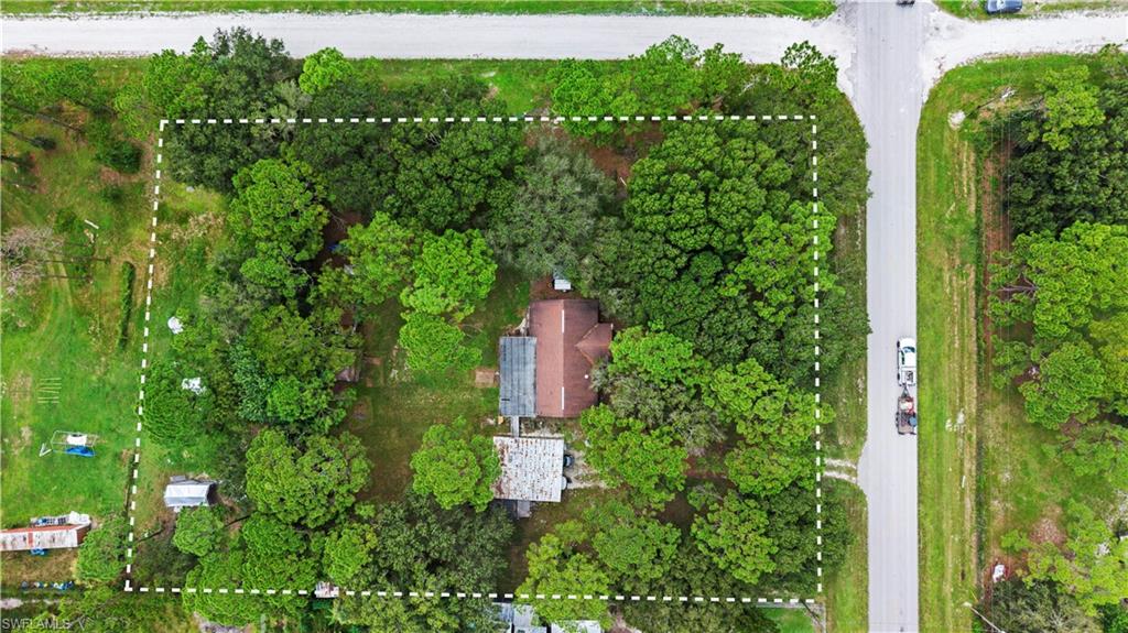 800 Woodland Blvd Property Photo 2
