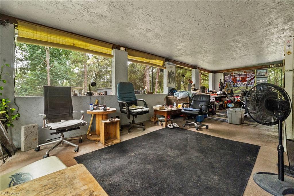800 Woodland Blvd Property Photo 32