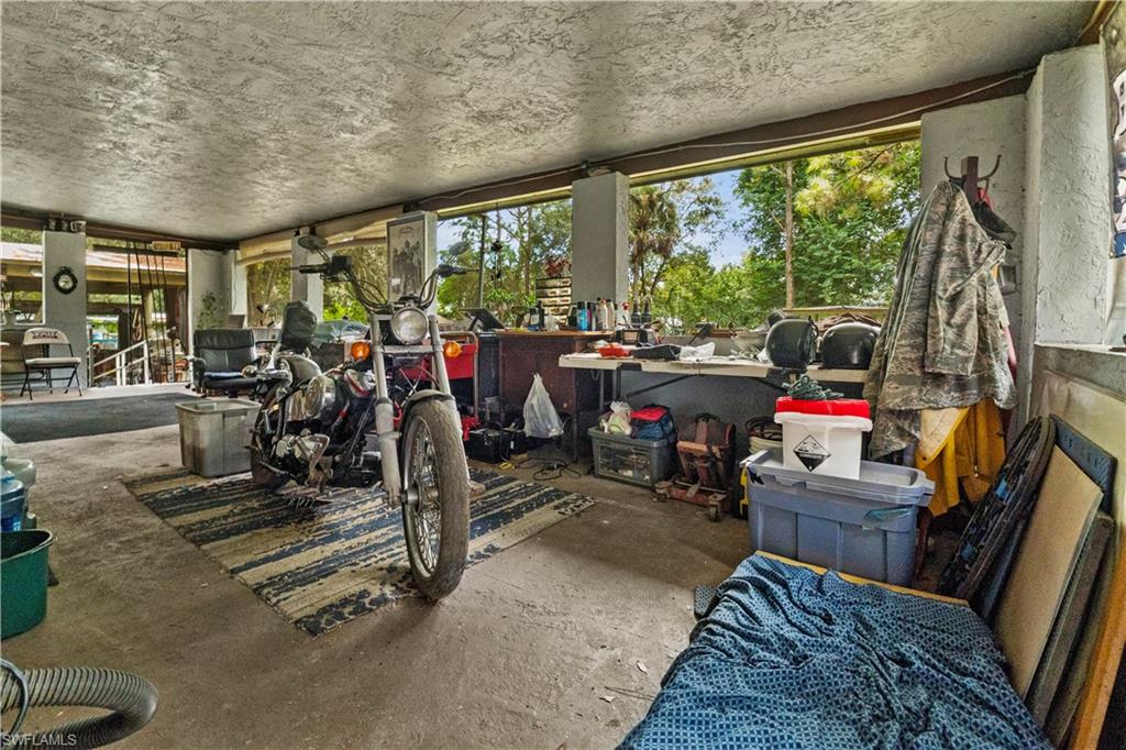 800 Woodland Blvd Property Photo 35