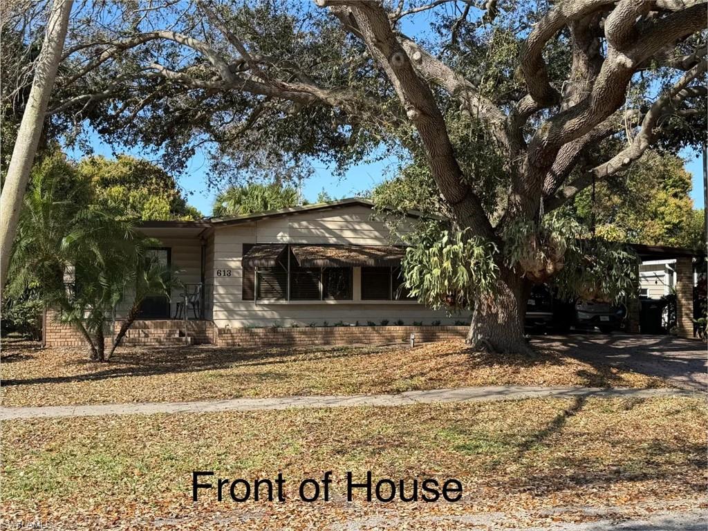613 Sabal Ave Property Photo 2