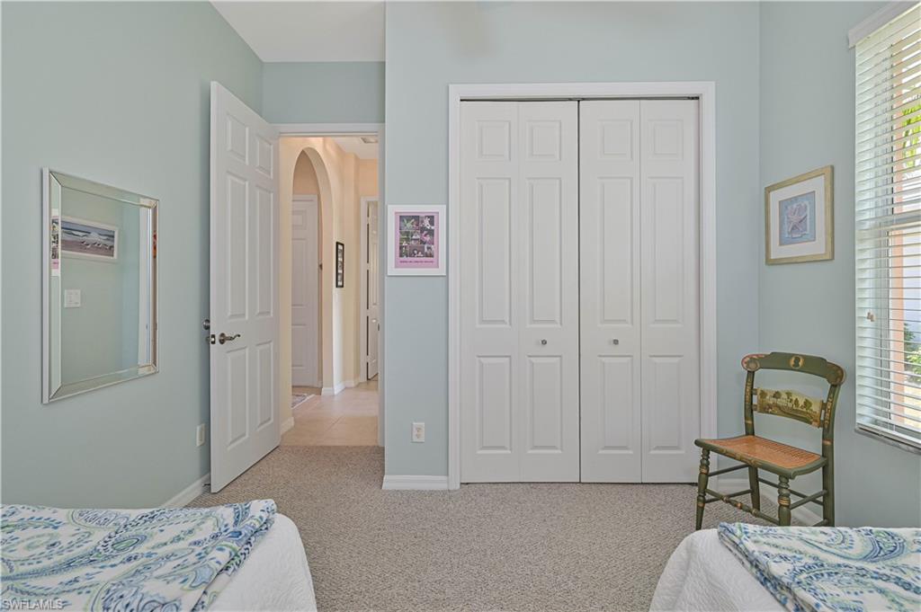 15289 Yellow Wood Dr Property Photo 14