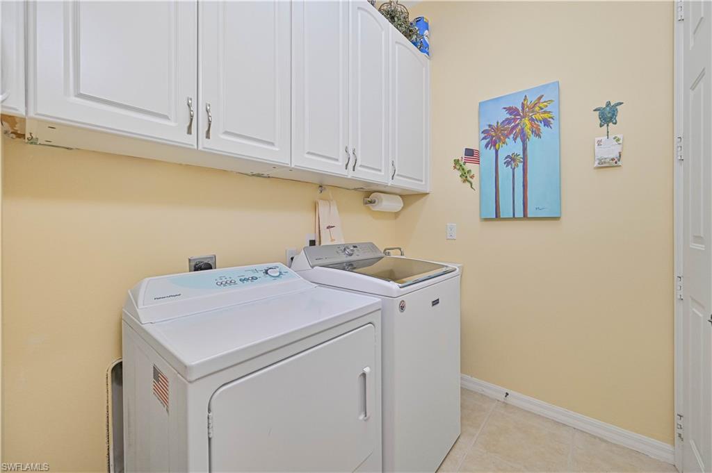 15289 Yellow Wood Dr Property Photo 18