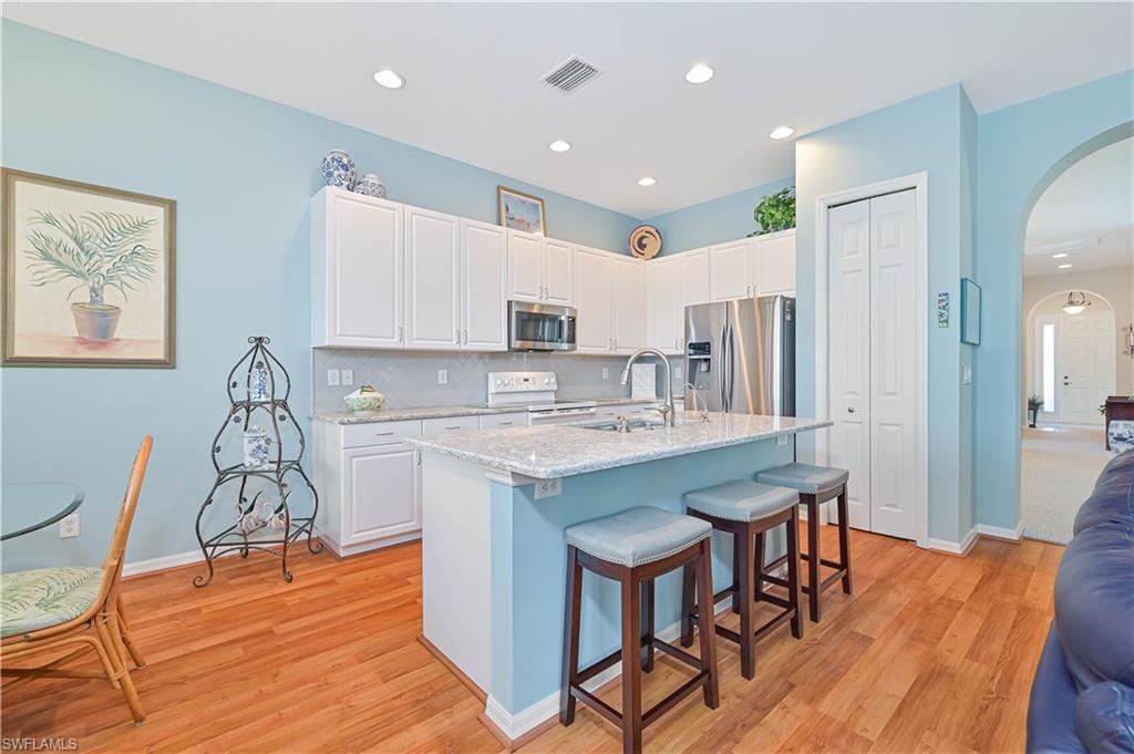 15289 Yellow Wood Dr Property Photo 22