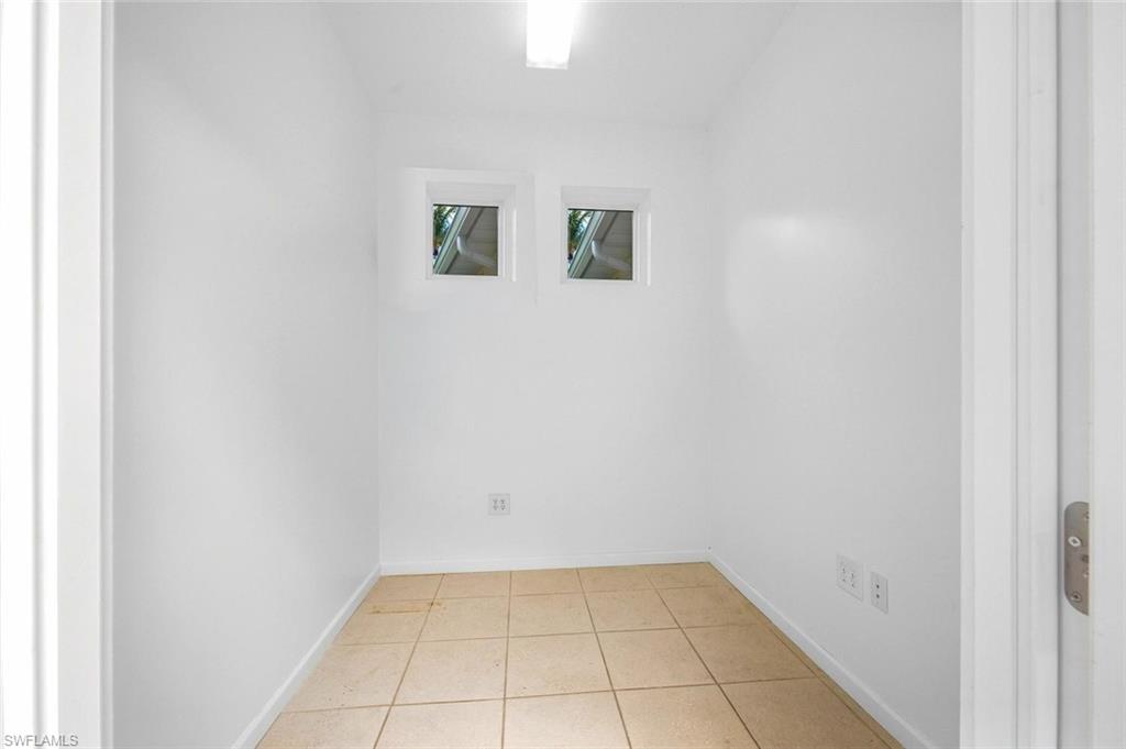 14052 Clear Water Ln Property Photo 25