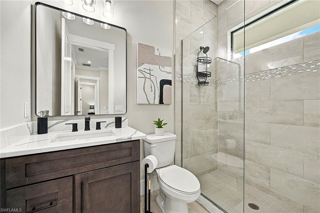 5025 Sorrento Ct Property Photo 25