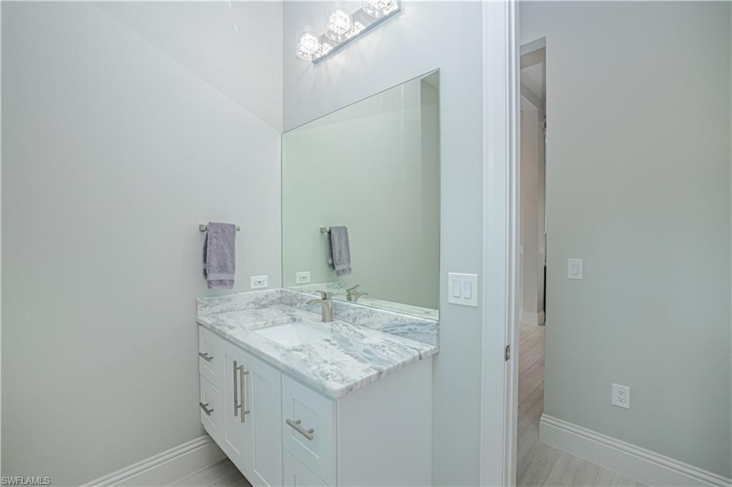 101 Nw 38th Ave Property Photo 35