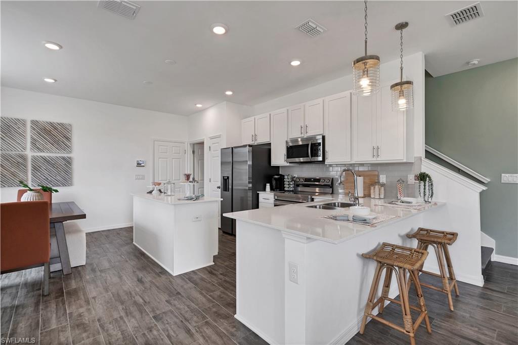 17331 Peregrine Way Property Photo 4