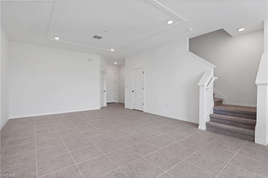 17327 Peregrine Way Property Photo 5
