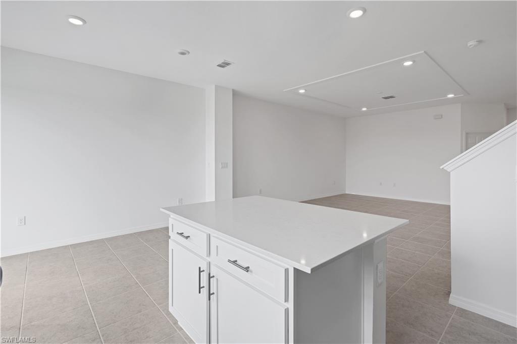 17327 Peregrine Way Property Photo 7
