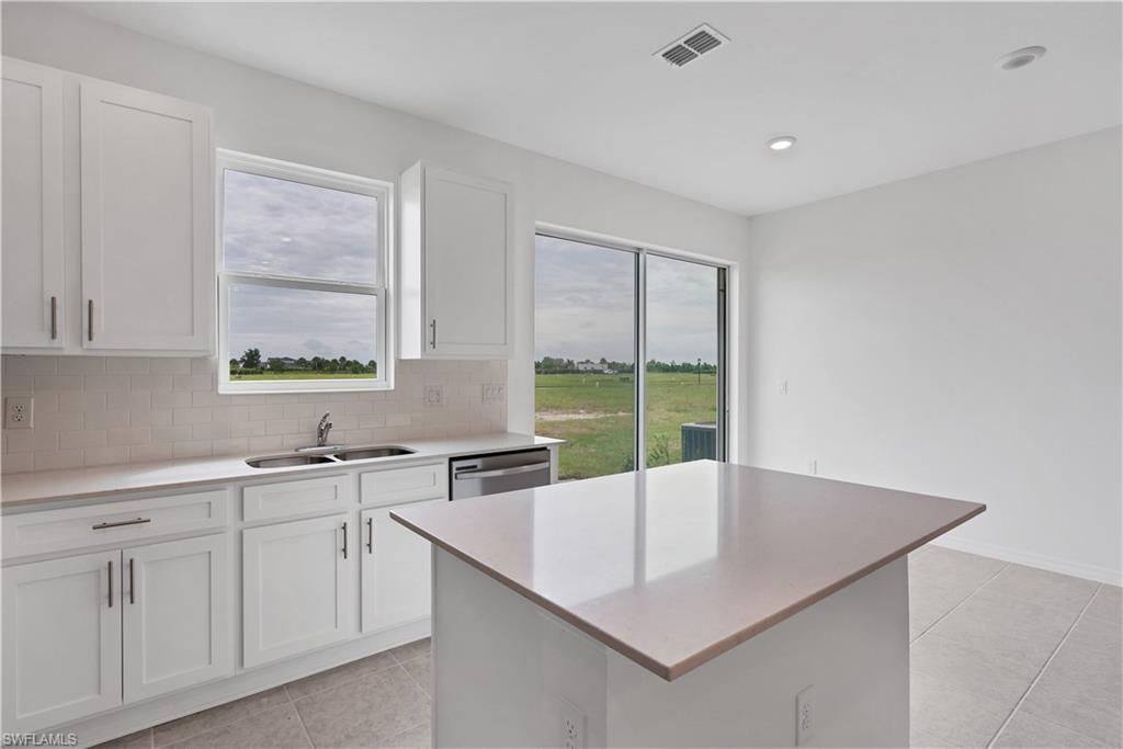 17327 Peregrine Way Property Photo 9