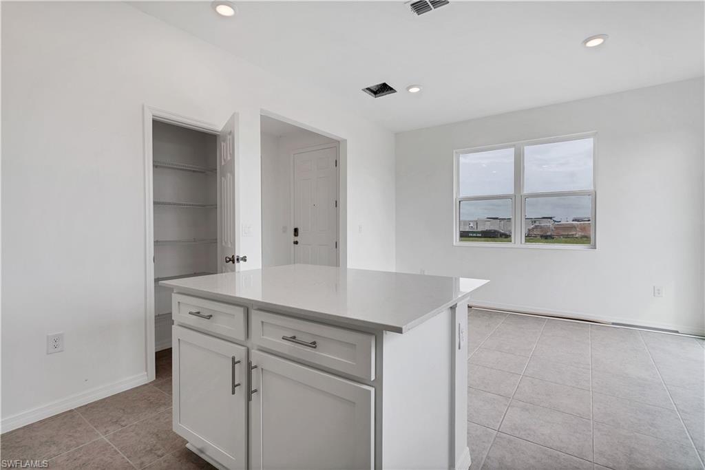 17319 Peregrine Way Property Photo 10