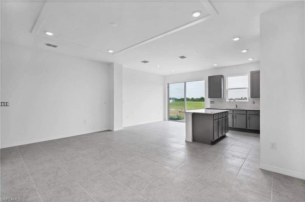 17323 Peregrine Way Property Photo 6