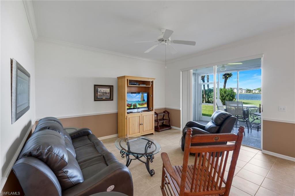 10470 Washingtonia Palm Way 1212 Property Photo 8