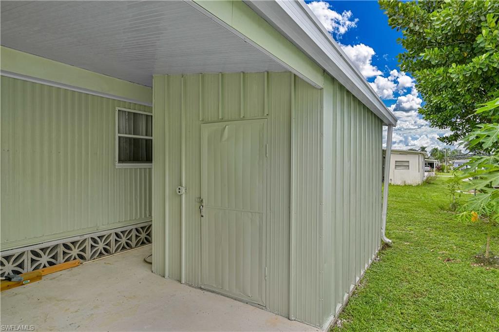 241 Indian Key Ln 256 Property Photo 6