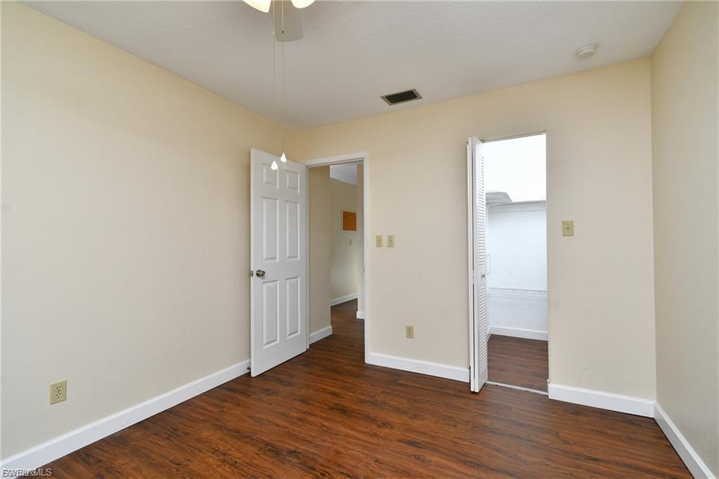 13 Hamlin Ct Property Photo 5