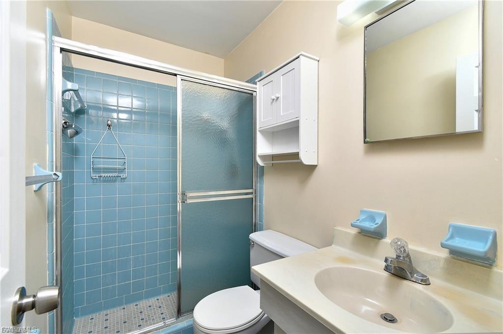 13 Hamlin Ct Property Photo 8