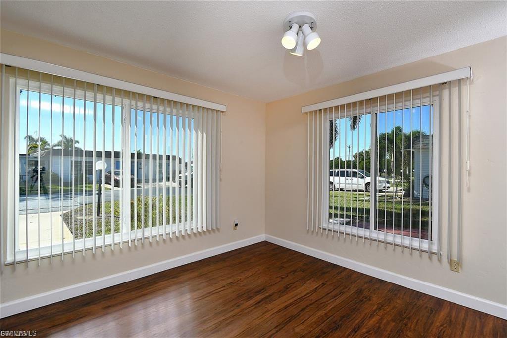 13 Hamlin Ct Property Photo 17