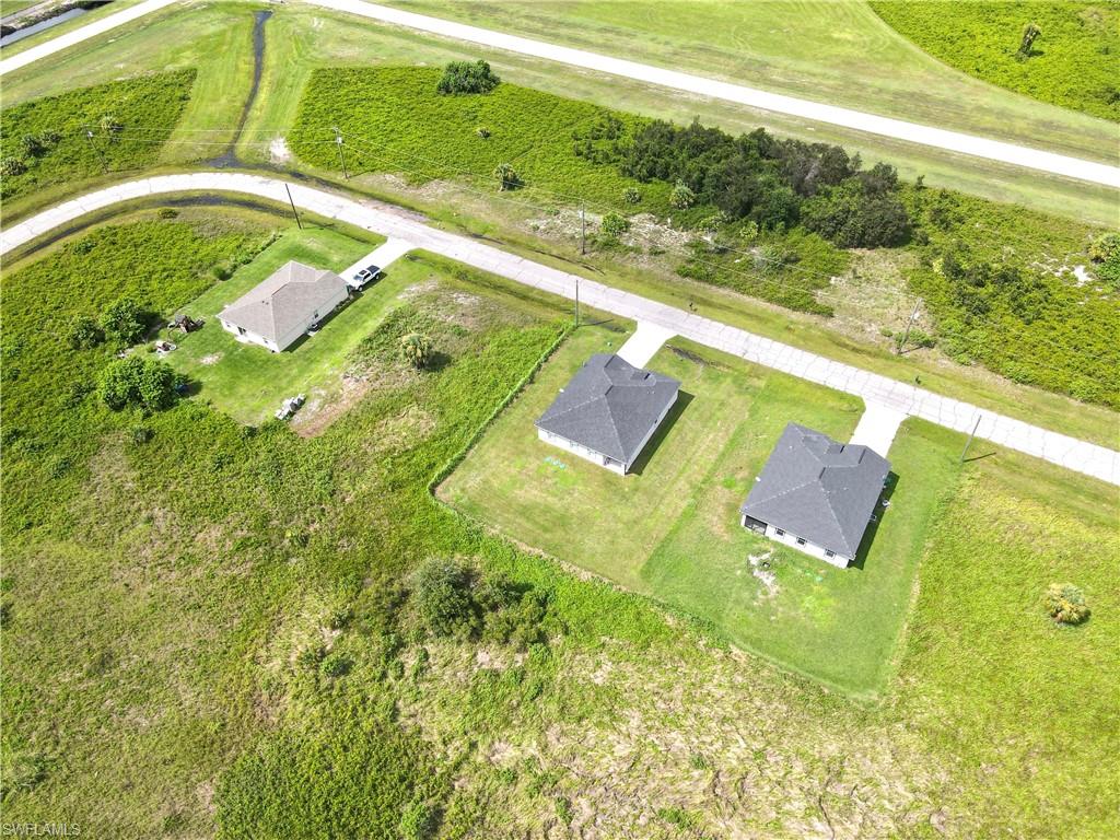 9040 Bamboo Cir Property Photo 23