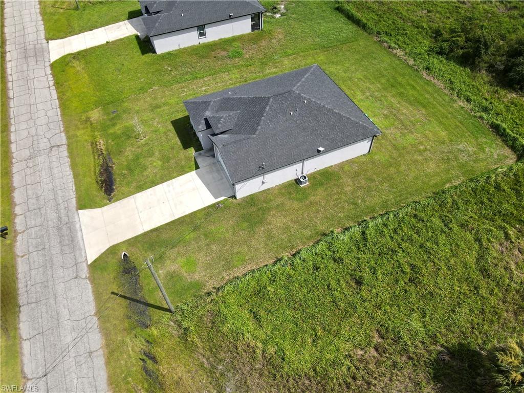 9040 Bamboo Cir Property Photo 26