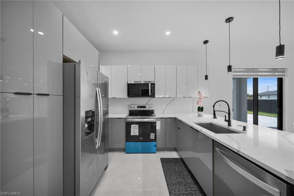 1013 Ne 12th Ter Property Photo 12