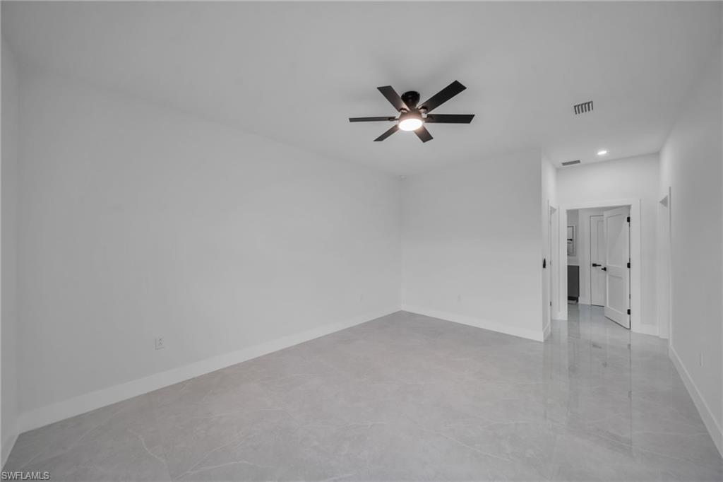 1013 Ne 12th Ter Property Photo 16