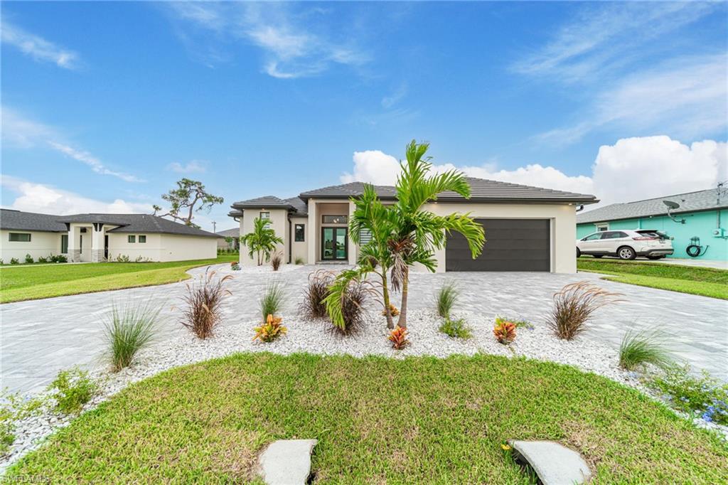 209 Chiquita Blvd N Property Photo 1