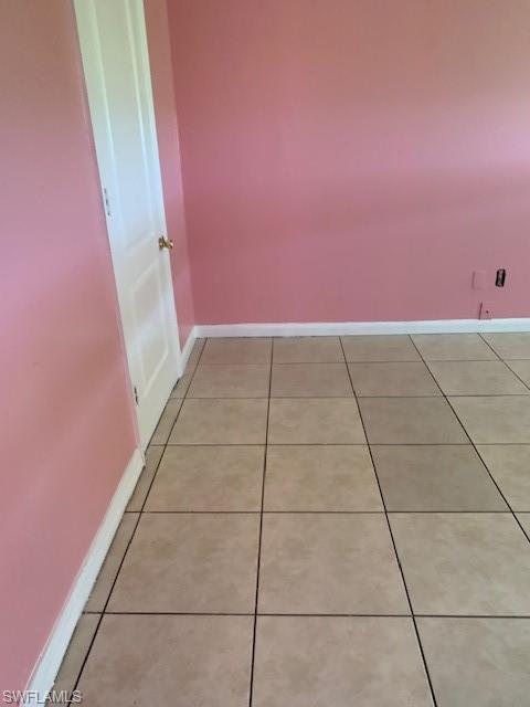 1104 Westminster St W Property Photo 3