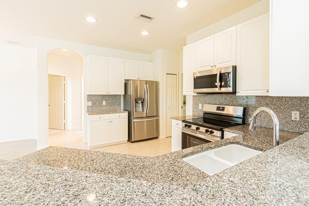 10615 Camarelle Cir Property Photo 15