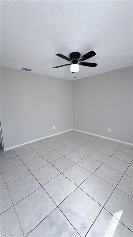 464 Carolina Ave Property Photo 4
