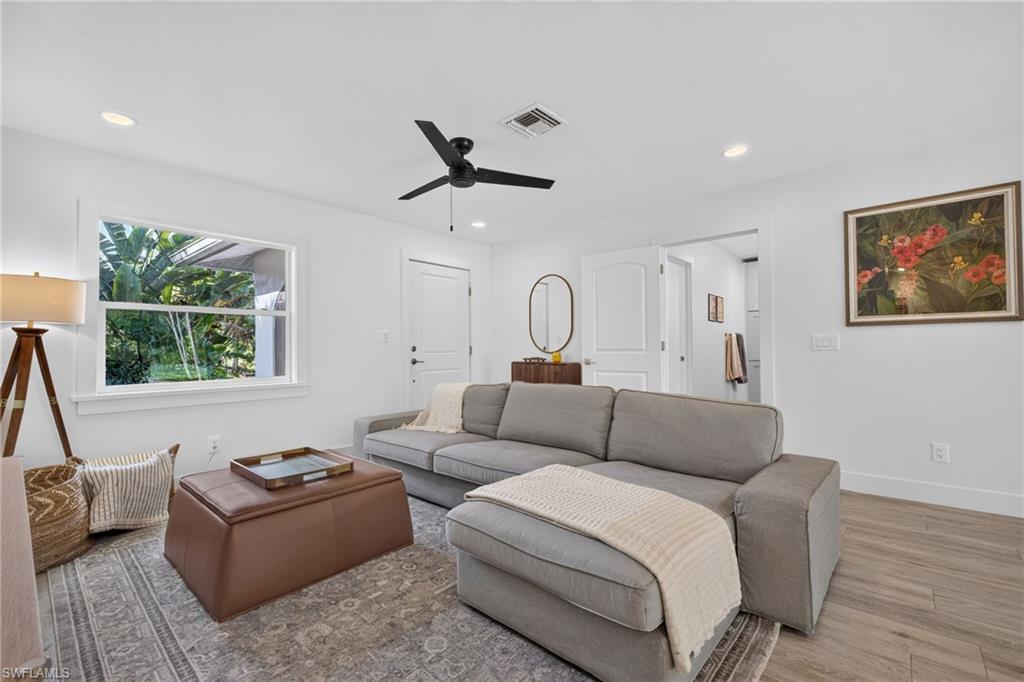 3628 Tropical Point Dr Property Photo 5