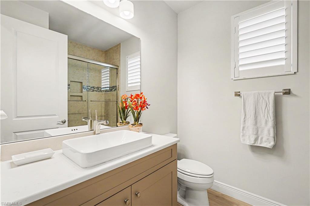 9062 Montserrat Dr Property Photo 25