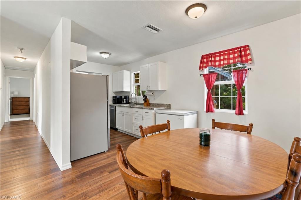 3711 Teakwood St Property Photo 15