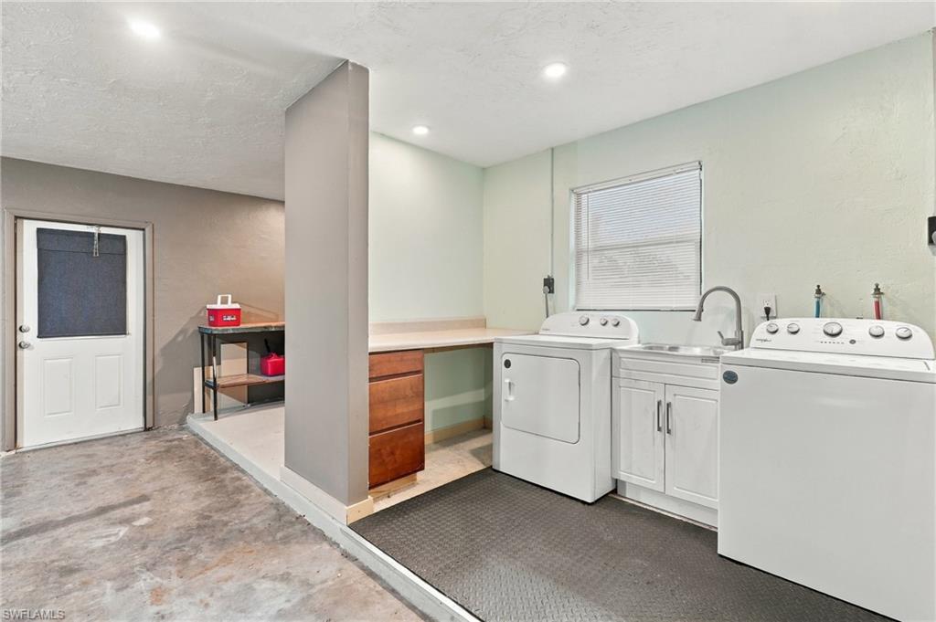 2502 Barcelona Ave Property Photo 35