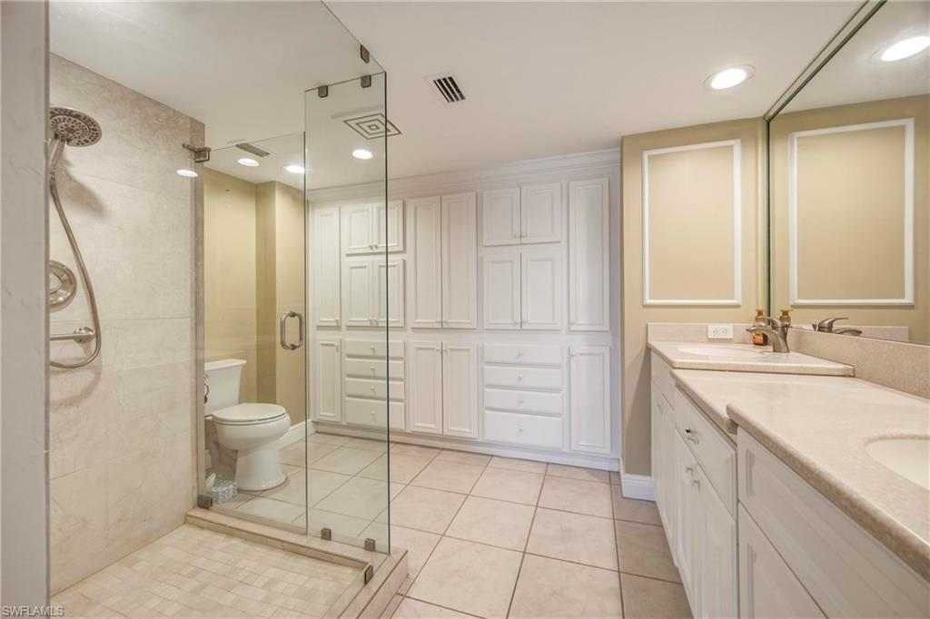 7129 Lakeridge View Ct 104 Property Photo 5