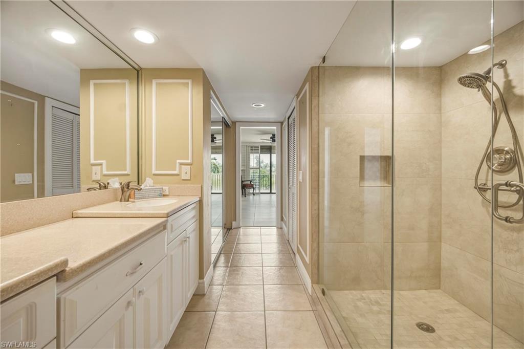 7129 Lakeridge View Ct 104 Property Photo 6