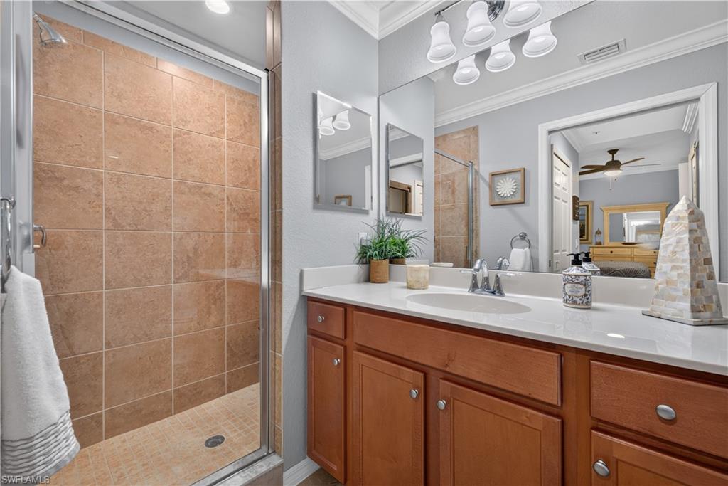 9727 Acqua Ct 433 Property Photo 16
