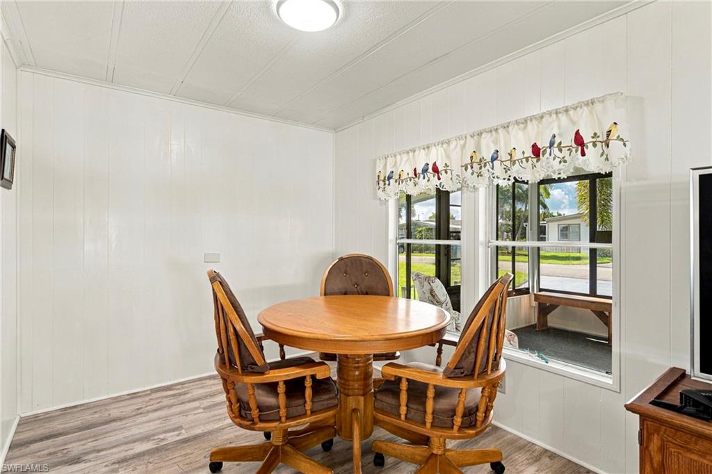 26038 Princess Ln Property Photo 7